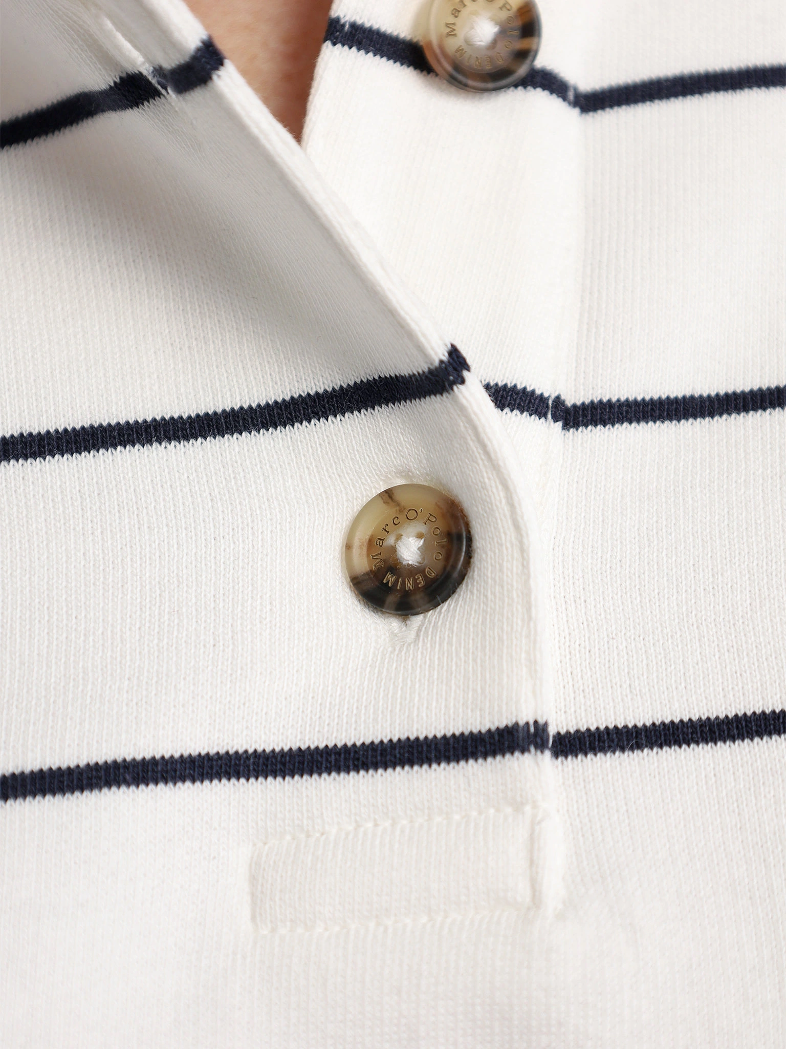 Толстовка укороченная в полоску белого цвета из хлопка